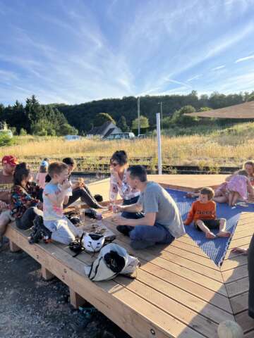 Quartier Rouge - Playtime 